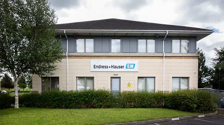 Bei der irischen Vertriebsgesellschaft von Endress+Hauser zieht das Global Logistics Operations Center ein. | Foto: Endress+Hauser